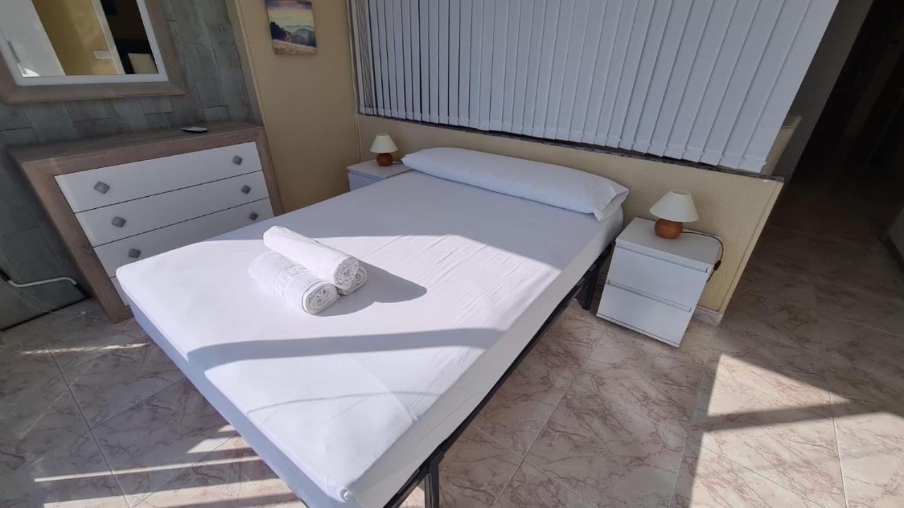 Estudio Las Palmeras 12 If Benidorm Luaran gambar